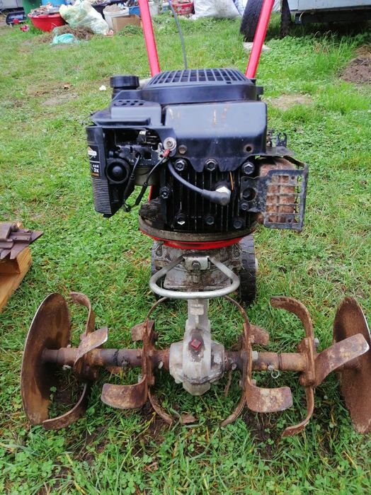 sprzedam  traktorek  glebogryzarke