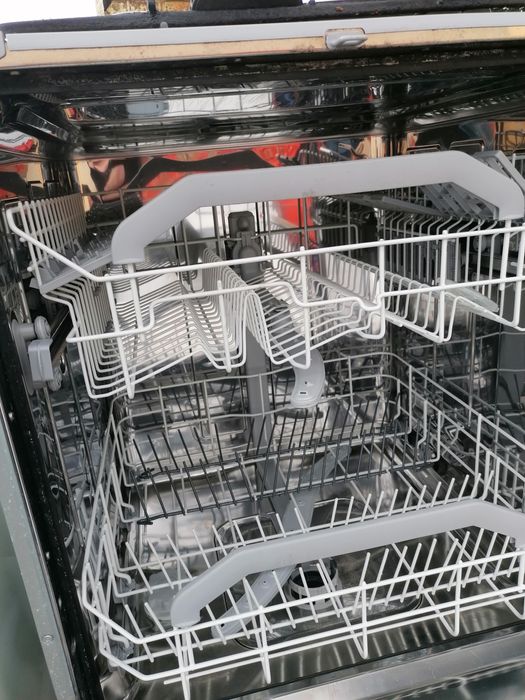 Cesto superior de máquina de lavar louça Ariston