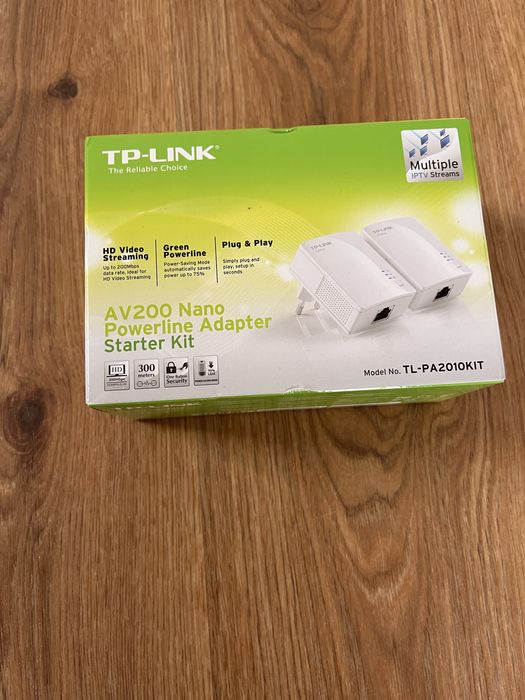 TP-Link AV200 Nano Powerline Adapter Kit - Up To 200Mbps Over Electrical Wiring, Plug & Play (TL-PA2010KIT)