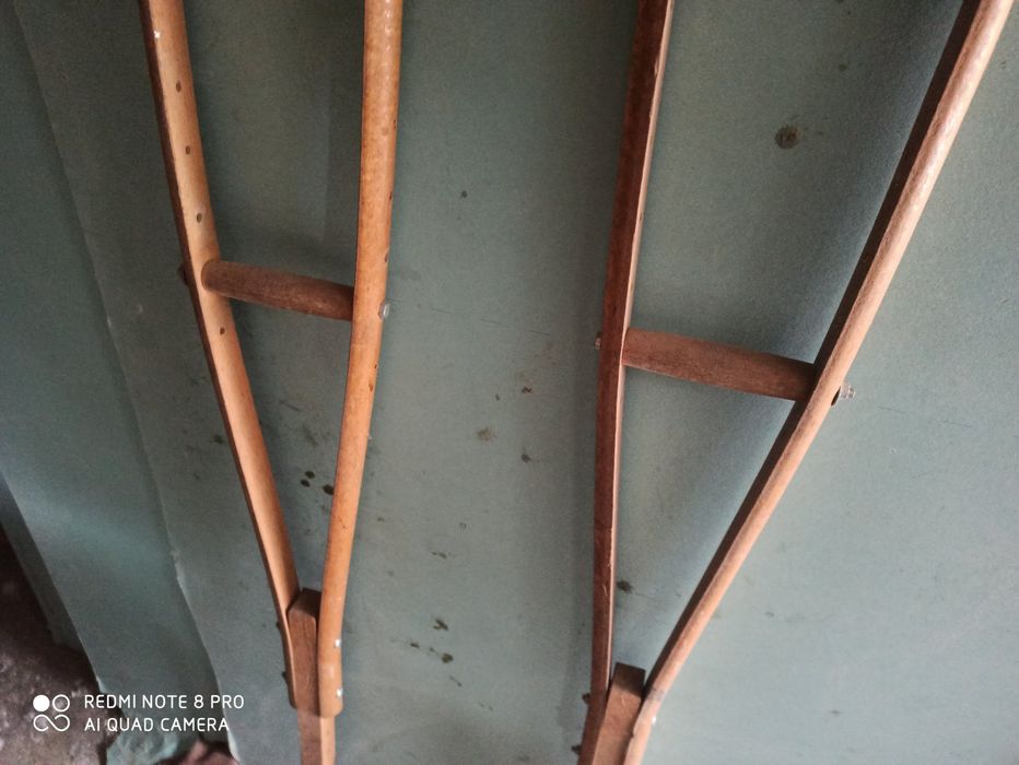 Милиці пахові дерев*яні(костилі)