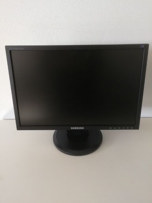 Computers, projectors, monitors, keyboards, speakers, and webcams64861178083587121