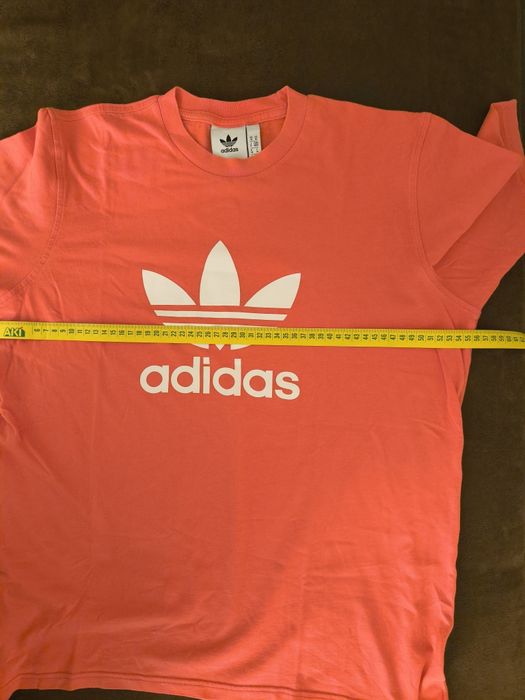 T-shirt Adidas (tamanho M)
