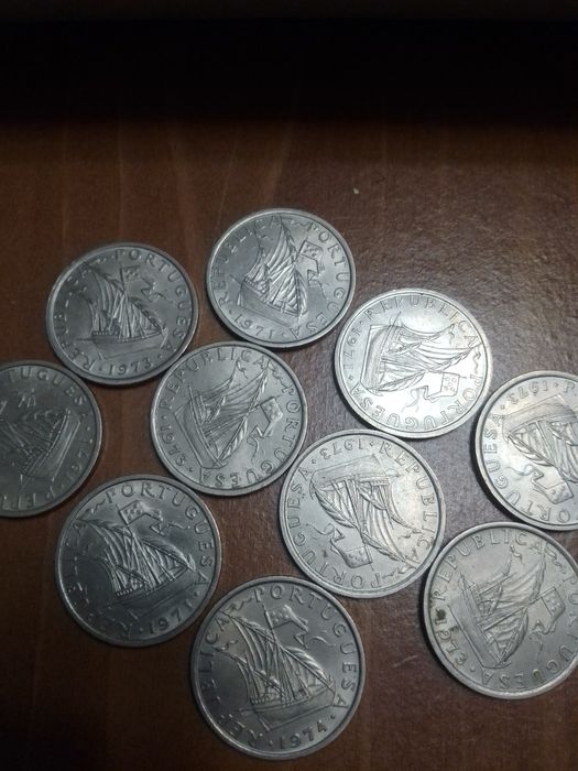 Moedas de 10 escudos