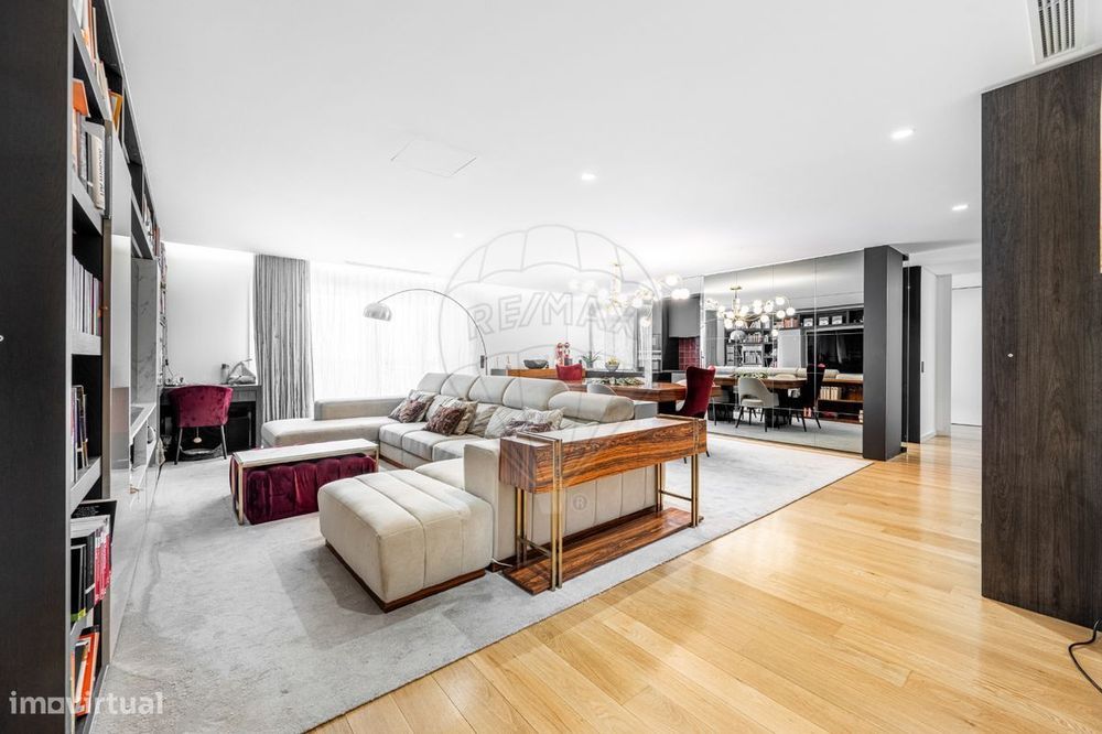 Apartamento T4 para venda