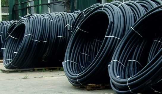 Труба чорна з синьою смужкою  ПХВ , ПЕ трубу для води