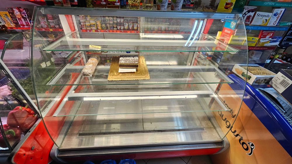 Lada chłodnicza do ciast