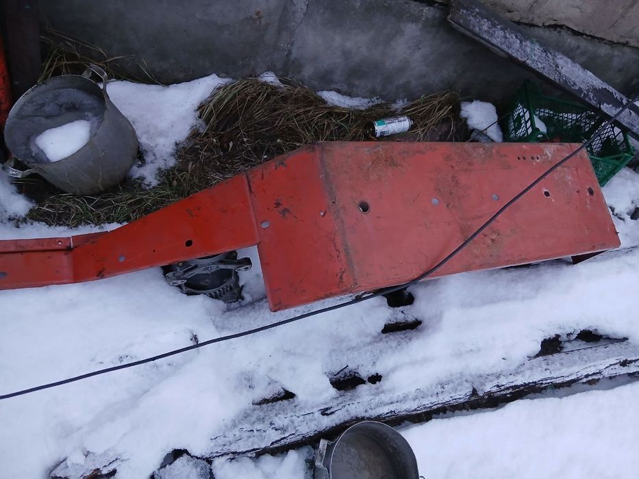 Продам крило на юмз стан нового ссср