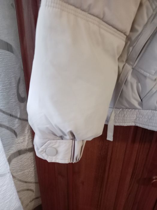 Куртка женская стильная, состояние отличное размер 46-48.