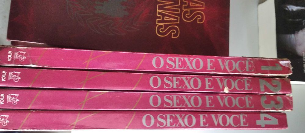 Livros antigos em bom estado de conservação PARA DESOCUPAR