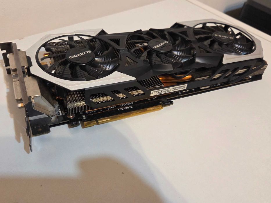 видеокарта Gigabyte GeForce RTX 980 TI   G1 Sample) с объемом видеопамяти 6 ГБ GDDR6