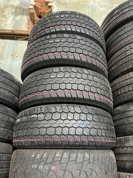 Продам резину 225 65 R 16 с шиномонтаж выкатка правка диска