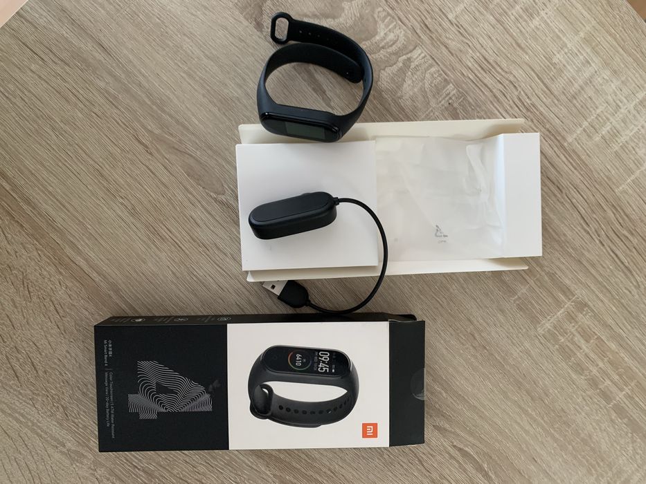 Pulseira de Atividade Xiaomi Mi Band 4 - Preto