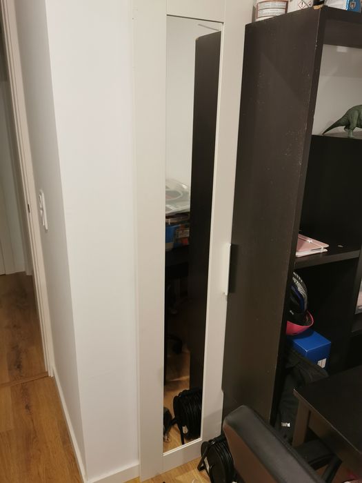 Espelho porta Roupeiro