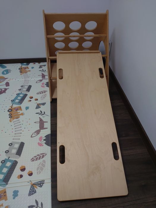 Drewniany trójkąt wspinaczka zjeżdżalnia Blubla