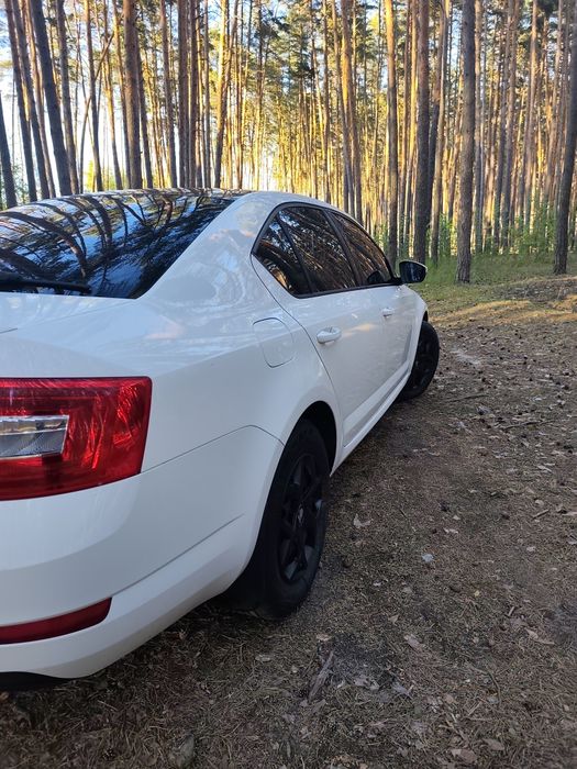 Продам шкоду  октавію А7