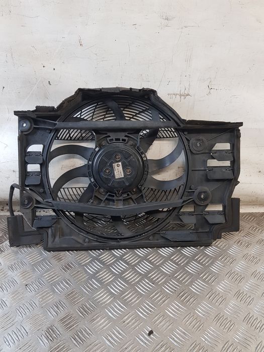 Wentylator Chłodnicy 8373003 Bmw E39 3.0D 99R-
