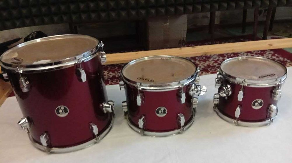 Продається барабанна установка Sonor Force 507