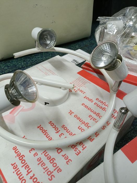 Artigos para desocupar vários novos e usados