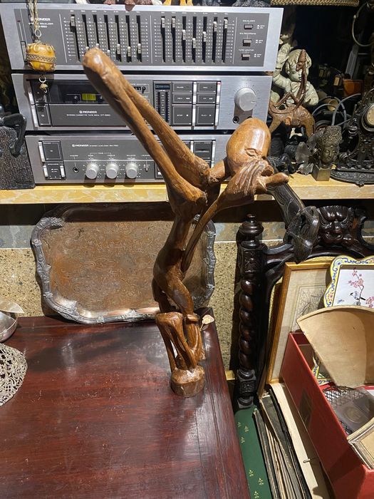 Escultura Alberto Chissano 66 cm África Moçambique Anos 70 Assinada