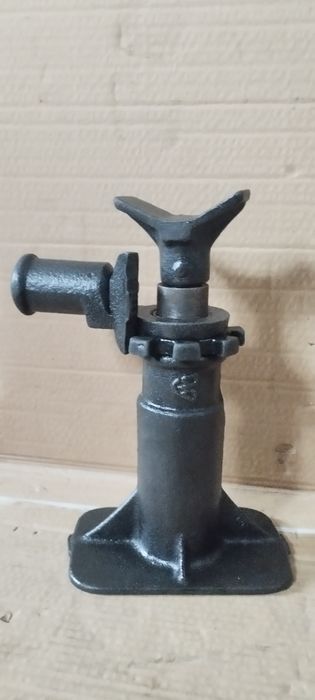 Домкрат УАЗ 2 тони