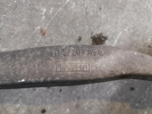 Braço de suspensão frente direito MERCEDES-BENZ Classe C (W204)