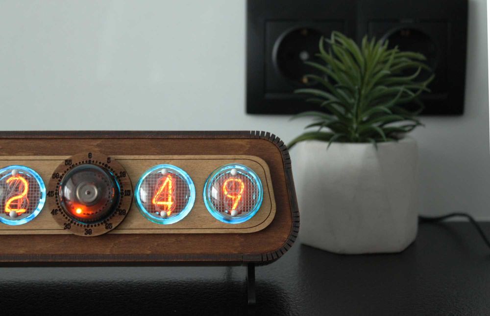 Годинник nixie з декатроном ОГ- 4, Ручна робота, Часы на лампах ИН-4