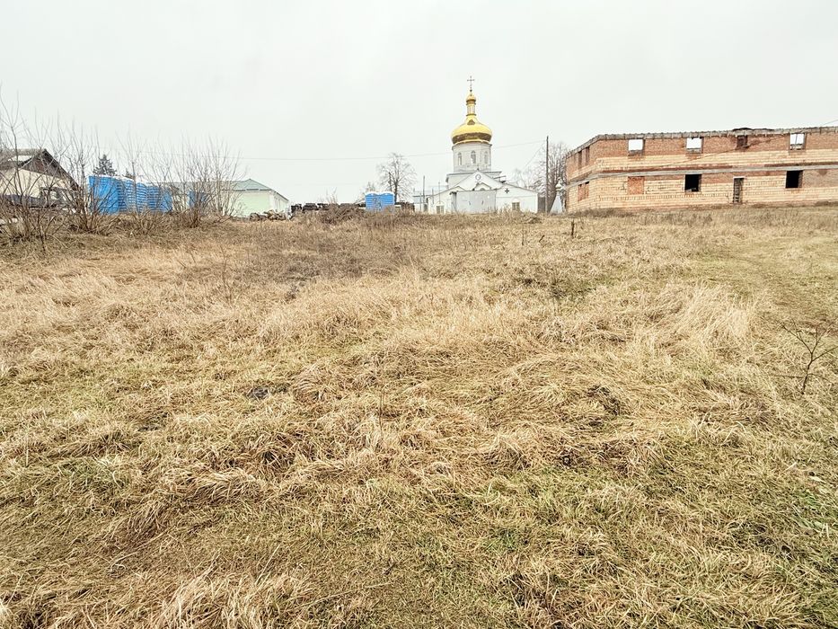 Гостомель 500 м від озера. Район новобудов