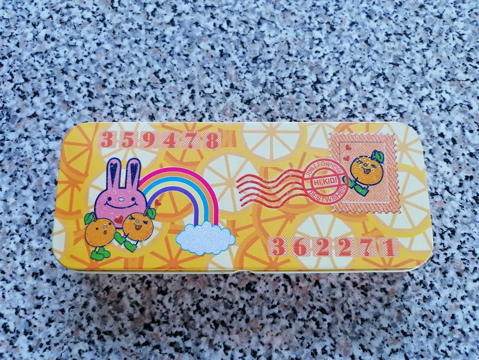 Estojo de metal – Artigo escolar