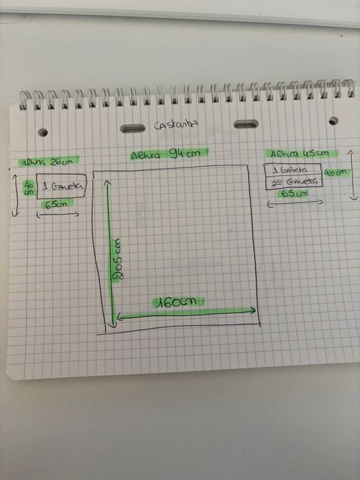 Cama de Casal Castanha - Madeira de boa qualidade design moderno