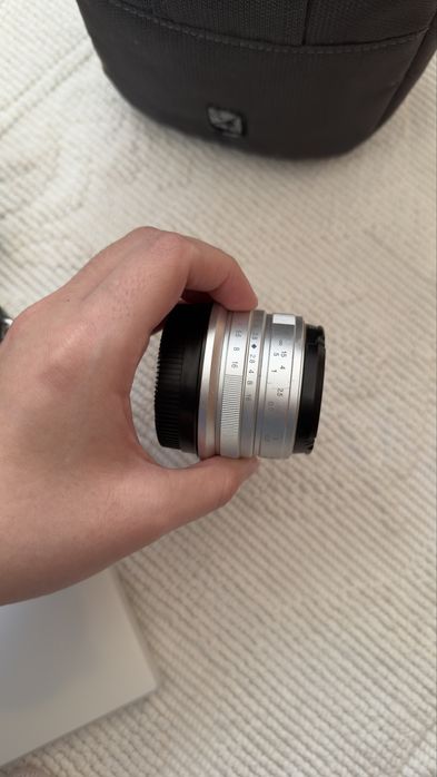 Fugifilm X-M1 com lente 16-50mm + lente 25mm