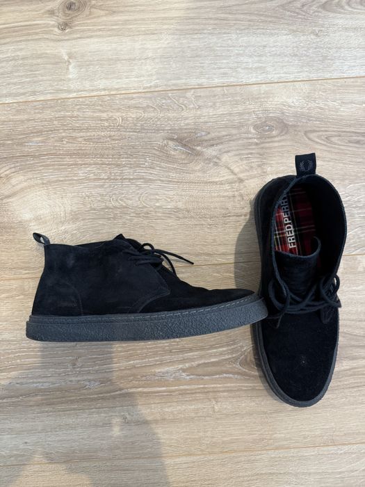 Botas pretas Fred Perry
