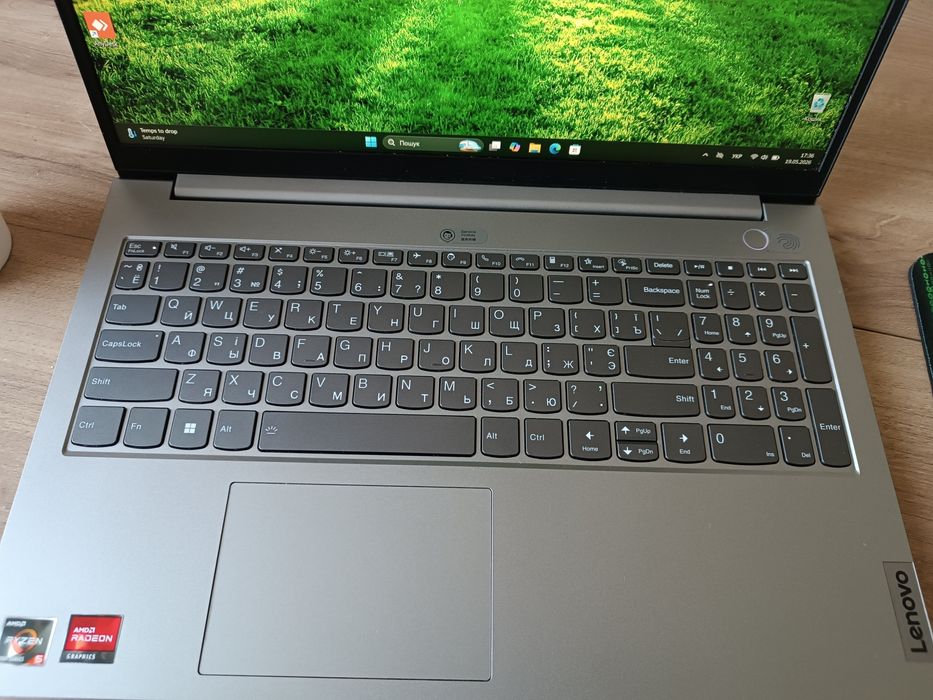 Ноутбук Lenovo ThinkPad 15 G3 ACL 15.6" IPS / AMD Ryzen 5 5500U / RAM 16 ГБ / SSD 512 ГБ
