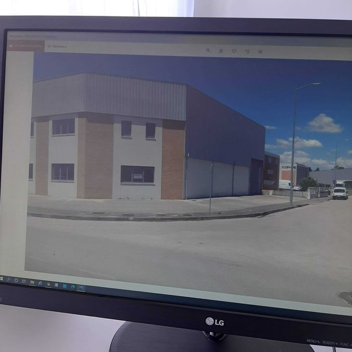 Arrenda-se Pavilhão