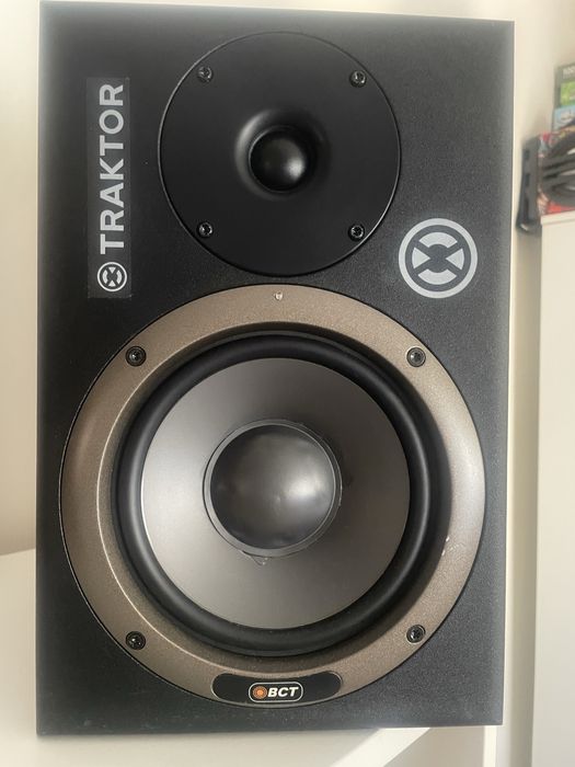 Monitores de estudio BCT MT600A
