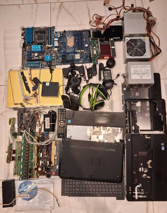 Części komputerowe laptopowe TV RAM GPU zasilacze Intel AMD3 itp.