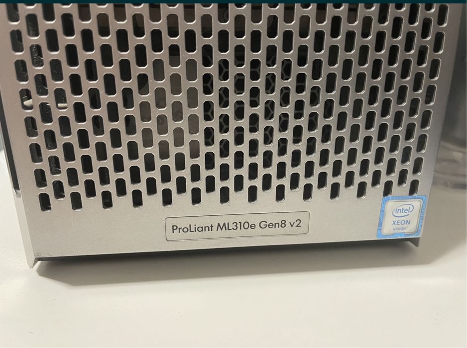 HP ML310 Gen8 v2 Server63823845178243122
