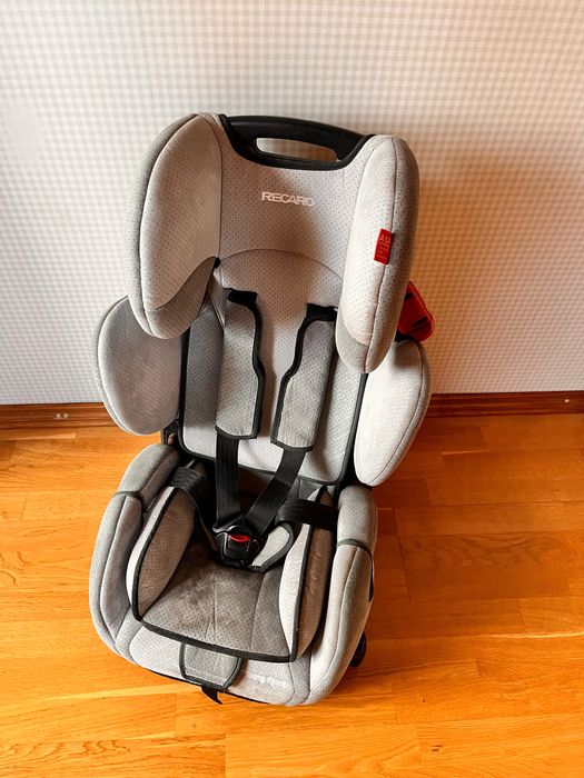Автокрісло Recaro young sport