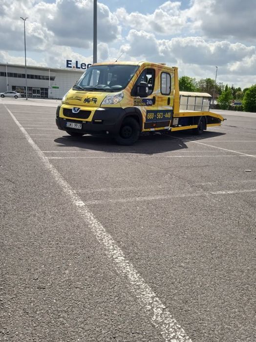 Autolaweta Pomoc drogowa Holowanie Łódź 24H