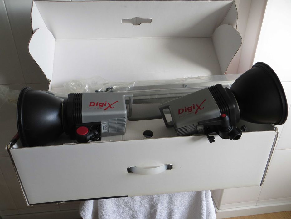 Kit Luzes Multiblitz 250W Profissional Lght Impecavel