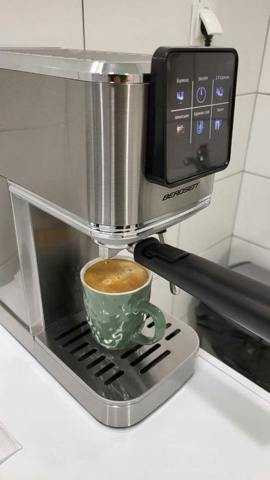 NOWY Ekspres Do Kawy Ciśnieniowy Kolbowy 20Bar Ze Spieniaczem + Ekran