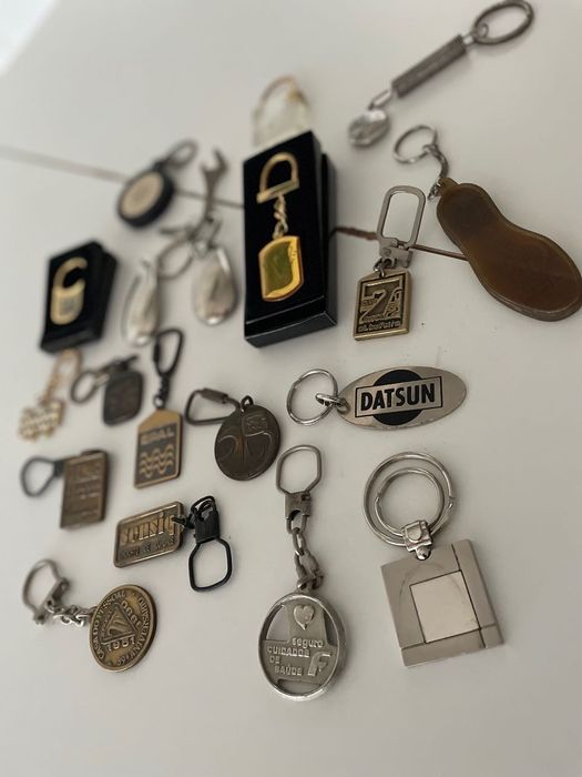 Coleção de portas-chaves variados