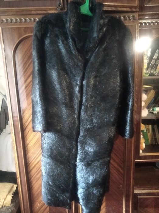 Шуба нутрия натуральная черная