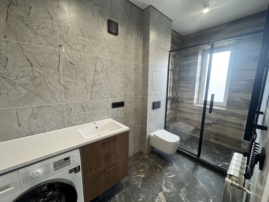 Стильна квартира з ремонтом в новобудові! Кременець!