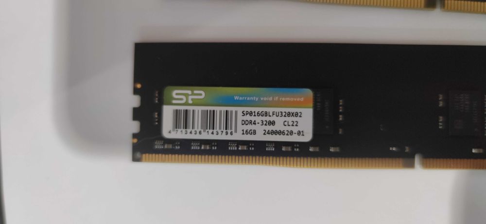 Memorias DDR4 16gb x 2 total 32 Gb64729740678913121