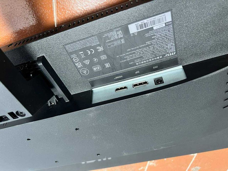 Монітор 23.8" MSI PRO MP2412 — Не вмикається, на запчастини / відновлення