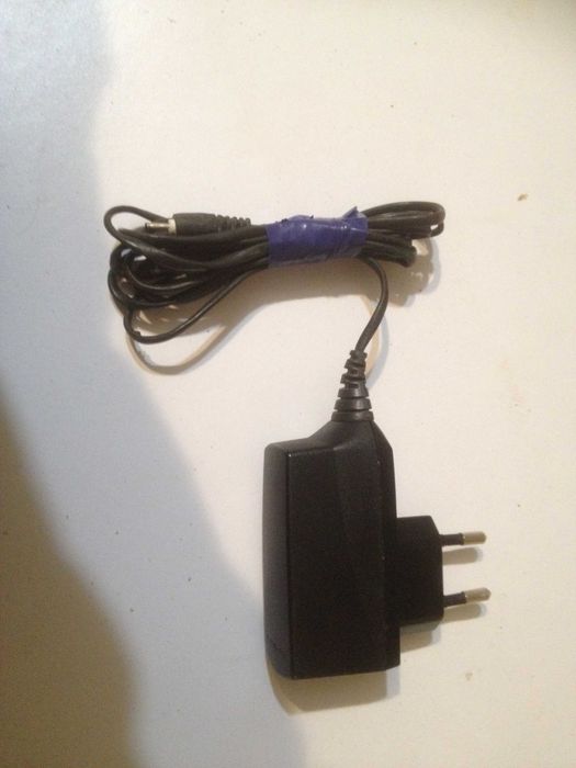 Зарядки до телефона Нокіа 5В, 150мА, 880мА.