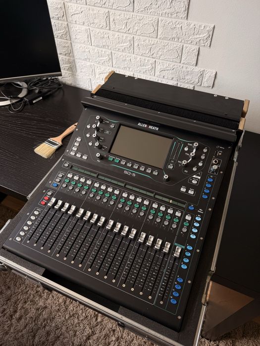 Allen Heath SQ5 - ideal, Waves Card, wykupione dodatkowe packi