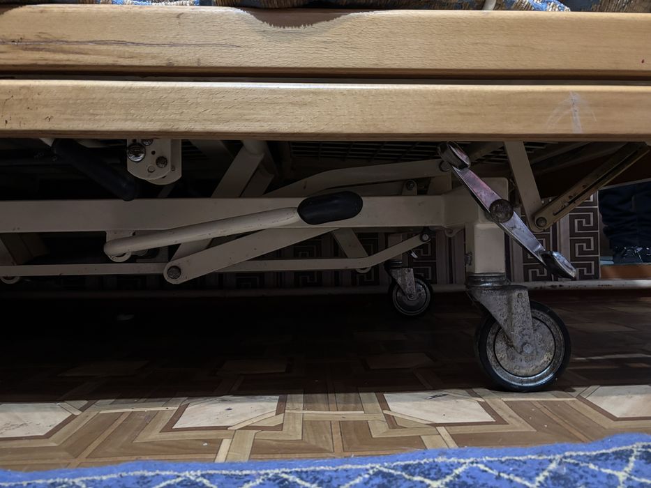 Продам Кровать для инвалида, с матрасом