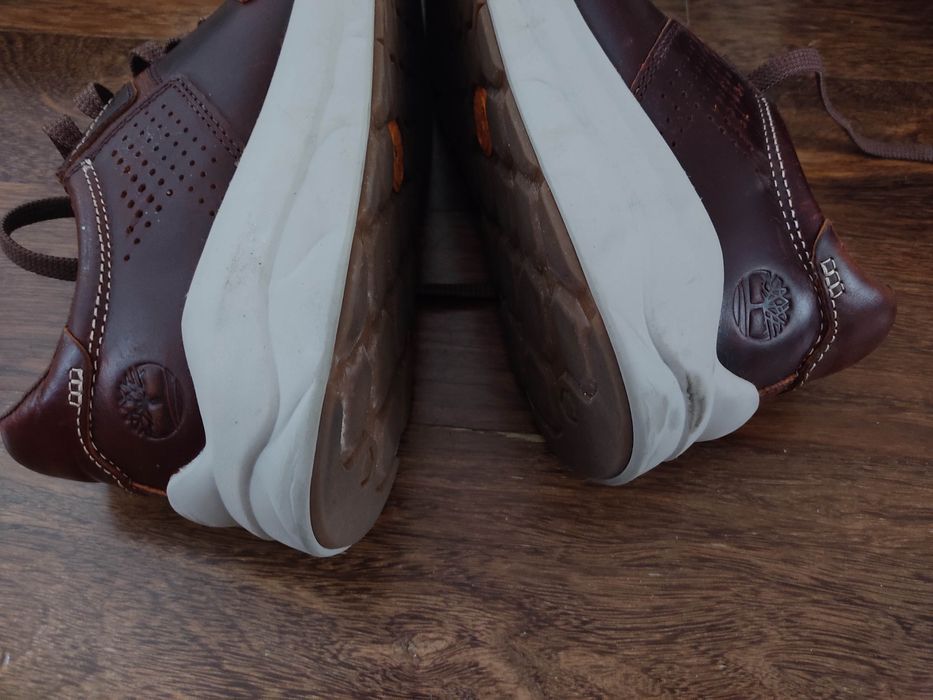 Timberland castanhos 42