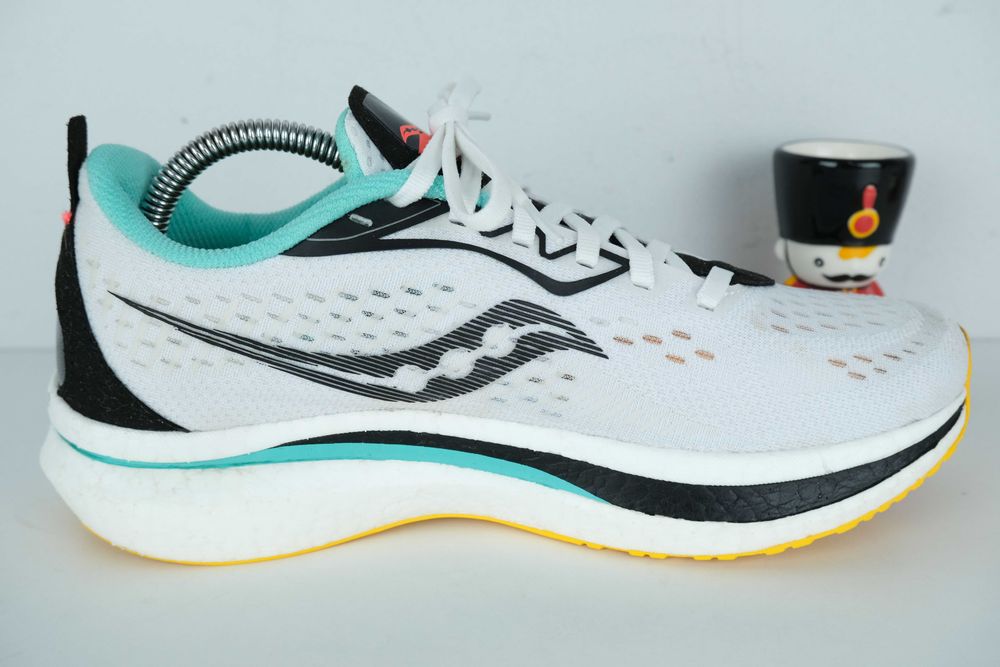 Saucony endorphin speed 2  damskie buty  r 40.5